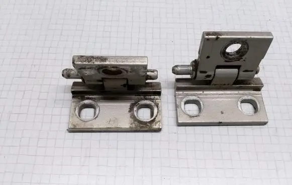 Volvo V70 Front door hinge set 