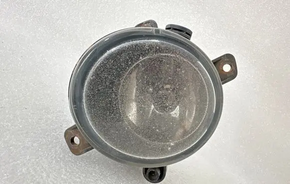 Ford Mondeo Mk III Front fog light 0305062001 030101 1S7115K204AC