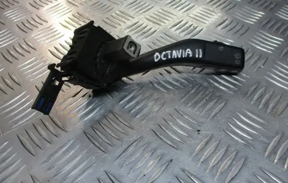 Skoda Octavia Mk2 (1Z) Wiper control stalk