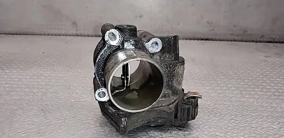 Nissan Primastar Throttle valve 8200987453 083401184