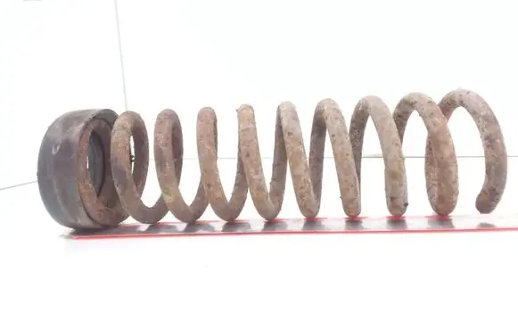 Mercedes-Benz E W124 Rear coil spring