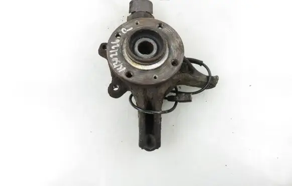 Peugeot 308 Front wheel hub spindle knuckle 