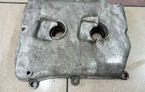 Subaru Impreza III Rocker cam cover EE20Z