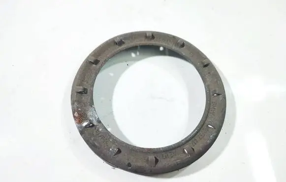 BMW X5 E53 In tank fuel pump screw locking ring/nut 6762417