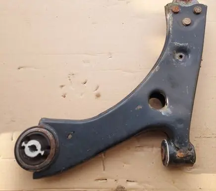 Ford Focus Front control arm KX613A423AEC 1923410065 1924110036