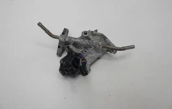 Suzuki Swace EGR valve 25620-37140