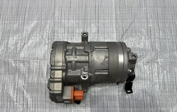 KIA Sportage Air conditioning (A/C) compressor (pump) 977E1CZ000