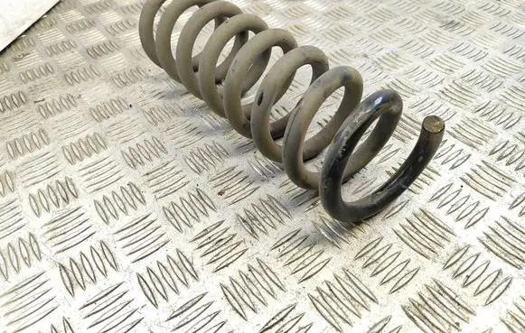Mercedes-Benz C W204 Rear coil spring