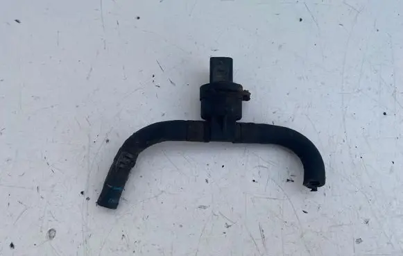 Volkswagen Caddy Fuel temperature sensor 038906081B