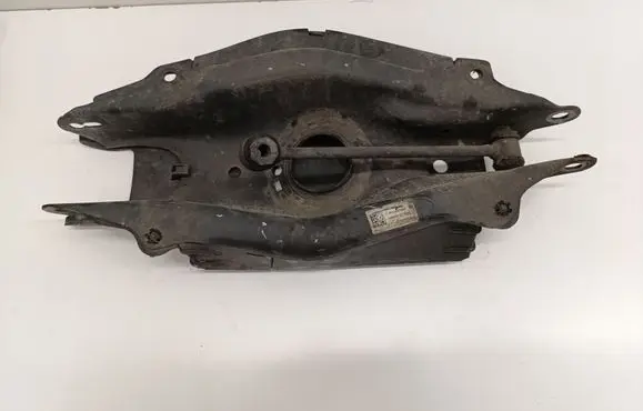 Mercedes-Benz C W205 Rear upper control arm/wishbone A2053521900