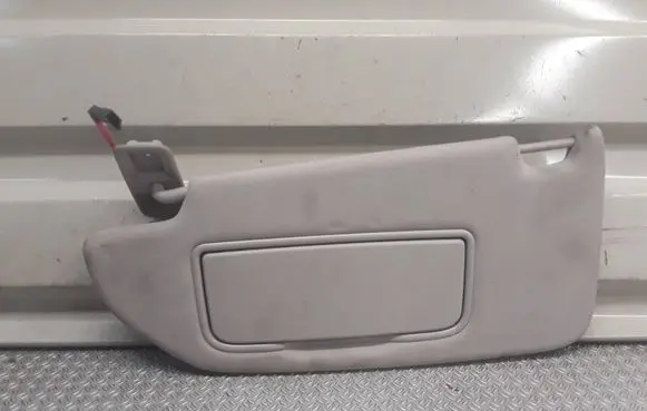 Volvo V70 Sun visor 