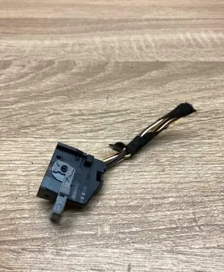 Mercedes-Benz CLS C218 X218 Plug wire A0525451030 117184211