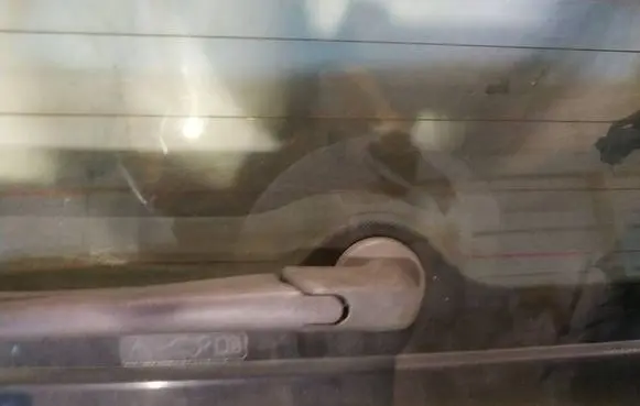 Honda Accord Rear window wiper motor