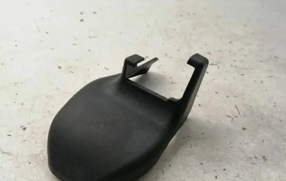 Toyota Avensis T270 Front passenger seat rail trim 7212405010C0 7212405010
