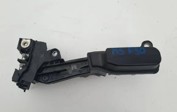 BMW M5 F90 Current control relay 9339824 58650910