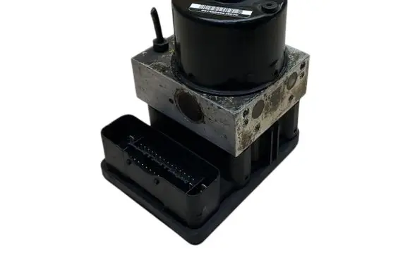 Volkswagen Golf IV ABS Pump 1J0614417D 1C0907379K