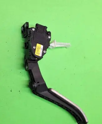 Audi Q7 4L Accelerator throttle pedal 6PV00802626 7L0723507E