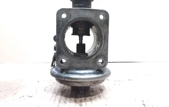 BMW 5 E60 E61 EGR valve 7791480