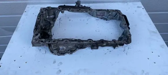 Oil sump