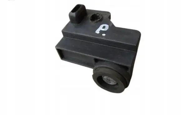 Suzuki Vitara (LY) Radiator mount bracket 