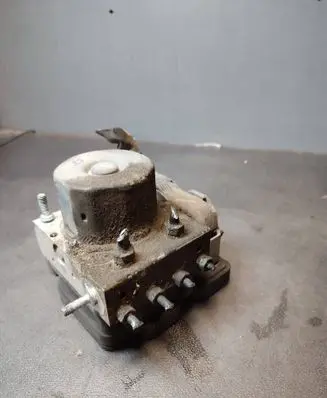 Subaru Forester SJ ABS Pump 2265106452
