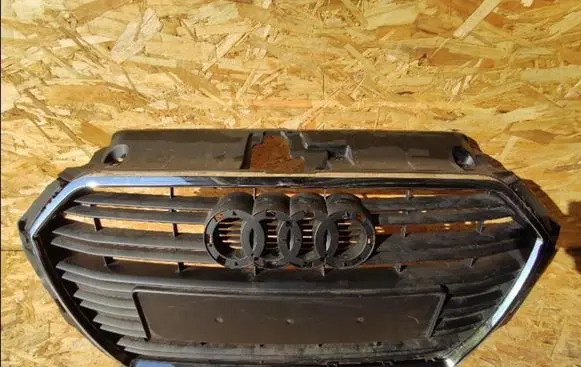 Audi A3 S3 8L Front grill 8V3853651AA