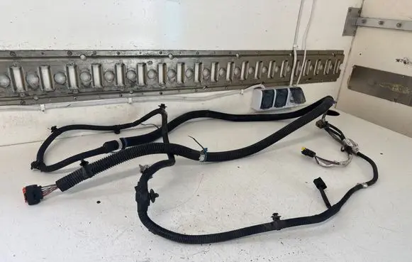 Renault Master III Other wiring loom 241104042R 9855