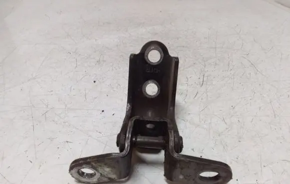KIA Sportage Front door upper hinge