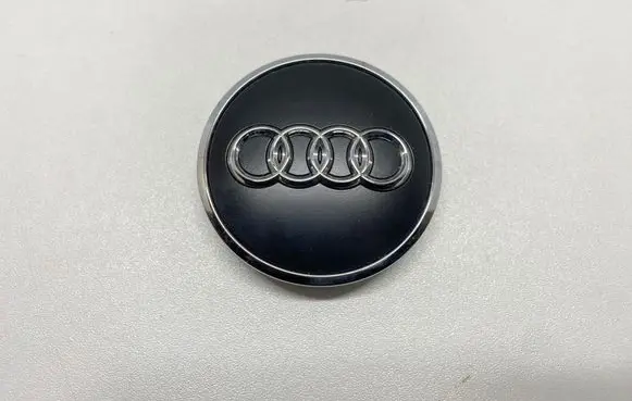 Audi A4 S4 B9 Original wheel cap 8W0601170B