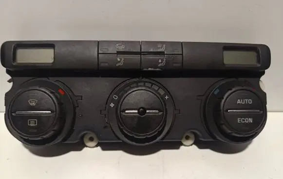 Skoda Octavia Mk2 (1Z) Climate control unit 74241061