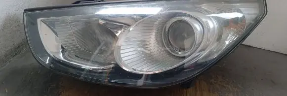 Hyundai ix35 Headlight/headlamp 921012Y