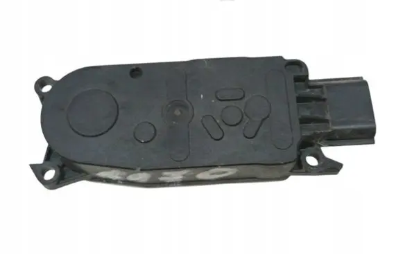 Dacia Sandero III Curtain motor 6477R1012A