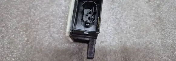 Mercedes-Benz E W211 ESP acceleration yaw rate sensor 0265005623 A2165420018