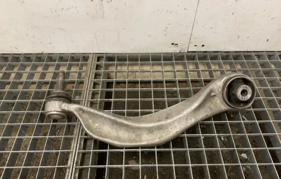 BMW 5 F10 F11 Front lower control arm/wishbone 6775972