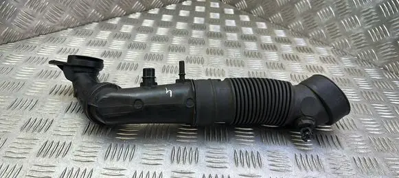Citroen C3 Turbo air intake inlet pipe/hose 9807939780