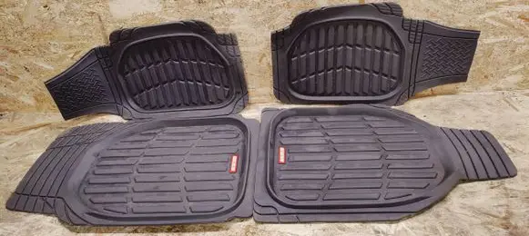 Alfa Romeo Giulia Car floor mat set 