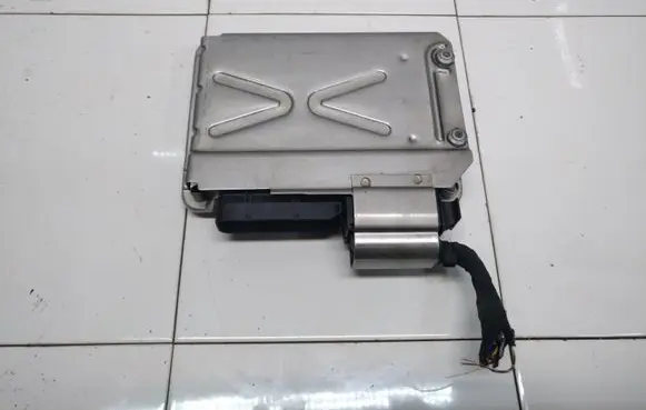 Audi A4 S4 B6 8E 8H Engine control unit/module 8E0907411