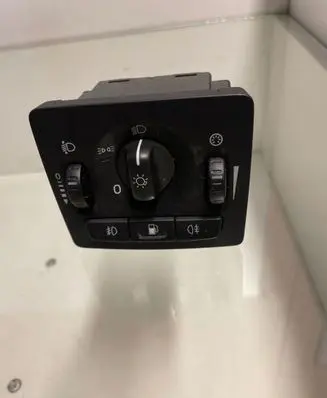 Volvo V50 Light switch 30739300 06W32T