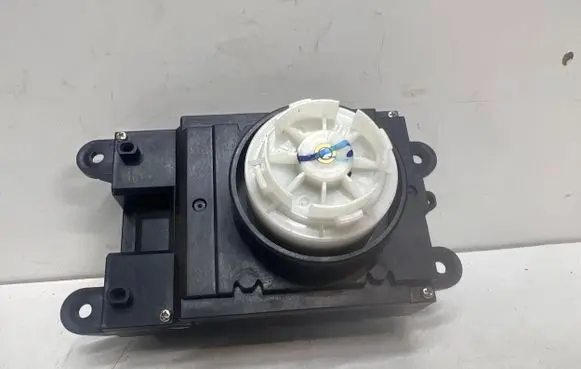 BMW 5 E60 E61 Head unit multimedia control 6944884