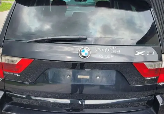 BMW X3 E83 Tailgate/trunk/boot lid