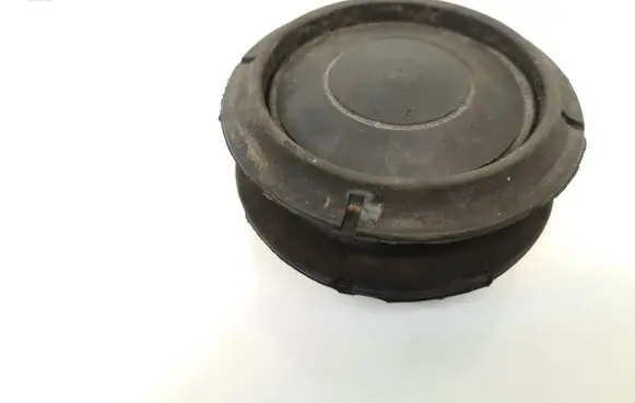 Toyota Yaris Front upper strut mount 