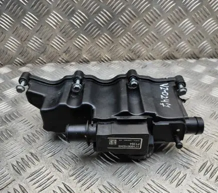 Jaguar E-Pace Rocker cam cover H4P318N968AB