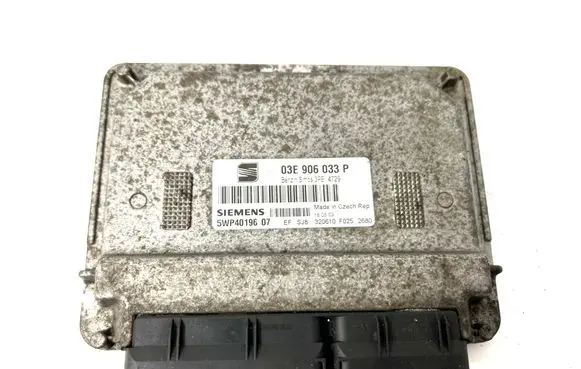 Seat Ibiza III (6L) Engine control unit/module 03E906033P 5WP4019607
