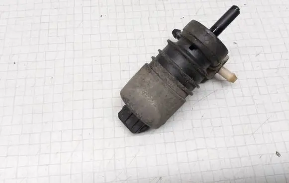 Opel Astra G Windscreen/windshield washer pump