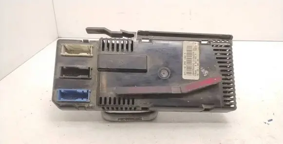 BMW 5 E34 Air conditioning/heating control unit 8367951 084990050 8390122
