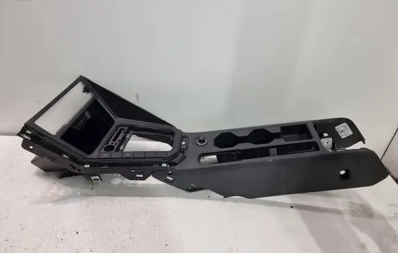 Volkswagen Polo VI Center console 2G1863241K 100044004 1026702