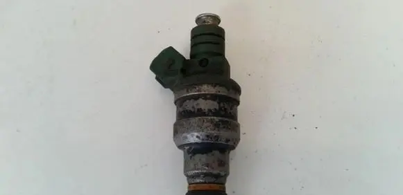 Dodge Caravan Fuel injector MD141131 280150812