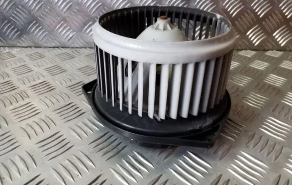 Infiniti FX Heater fan/blower 3K050C3315