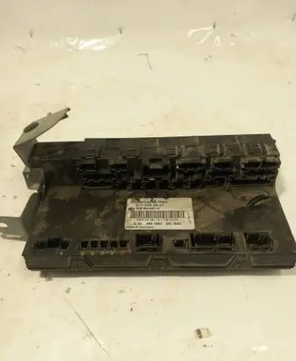 Mercedes-Benz E W211 SAM control unit 2115453601 5DK00804741