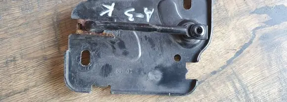 Audi A3 S3 8V Engine bonnet/hood lock/latch loop/hook 8V0823185B